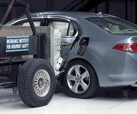 View of the vehicle and barrier just after the crash test