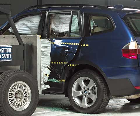 View of the vehicle and barrier just after the crash test