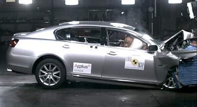 Краш-тест Lexus GS300