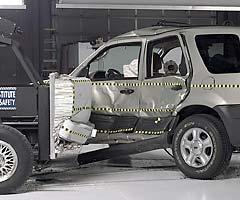 View of the vehicle and barrier just after the crash test