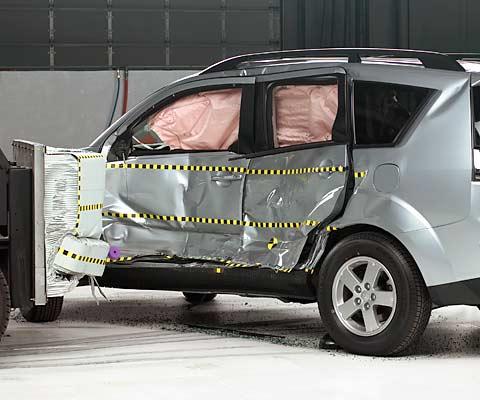 View of the vehicle and barrier just after the crash test