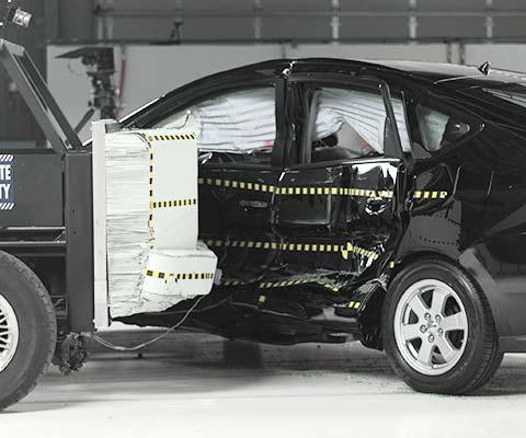 View of the vehicle and barrier just after the crash test